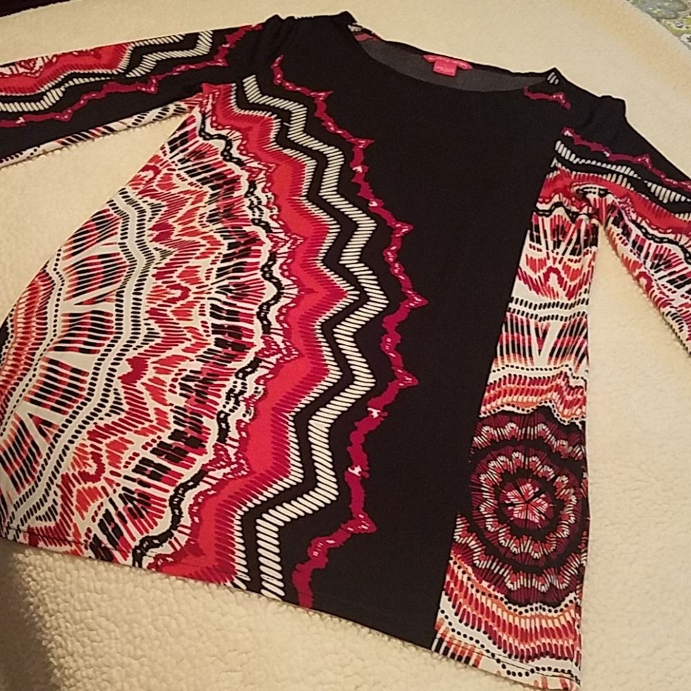 💥💣💥 5 for $20 💥💣💥 Sunny Leigh tunic top